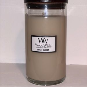 WOODWICK CANDLE